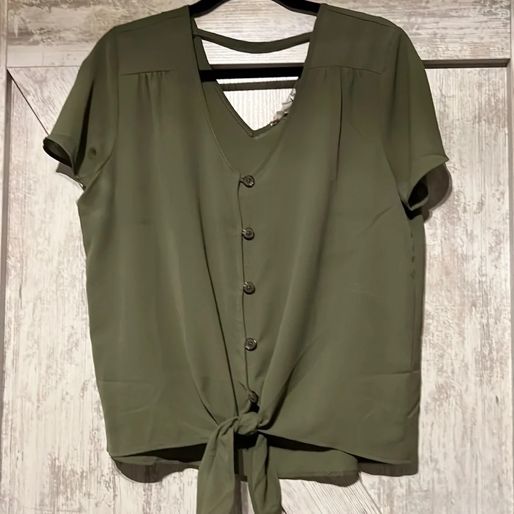 Blouse - Picture 1 of 4